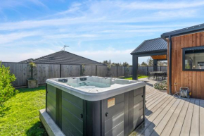 Regent Sanctuary - Martinborough Holiday Home